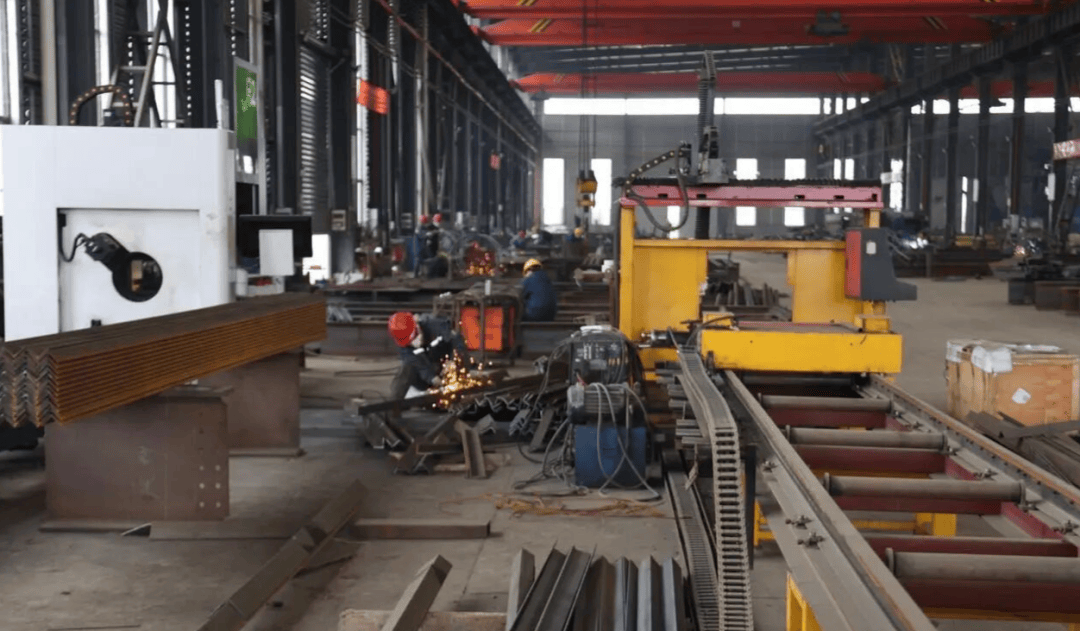 嘉魚鋼構(gòu)新紀(jì)元 年產(chǎn)能1萬噸，產(chǎn)值1.3億元的機(jī)電工程設(shè)備生產(chǎn)基地